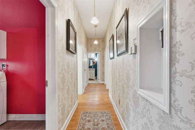 11 Oakdale Manor, Suffern, NY 10901