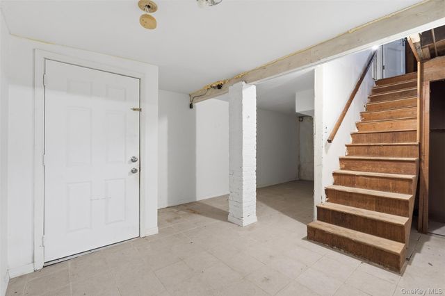 11 Oakdale Manor, Suffern, NY 10901