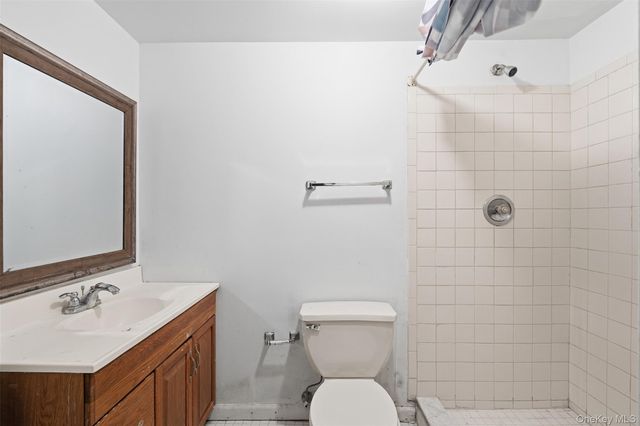 11 Oakdale Manor, Suffern, NY 10901