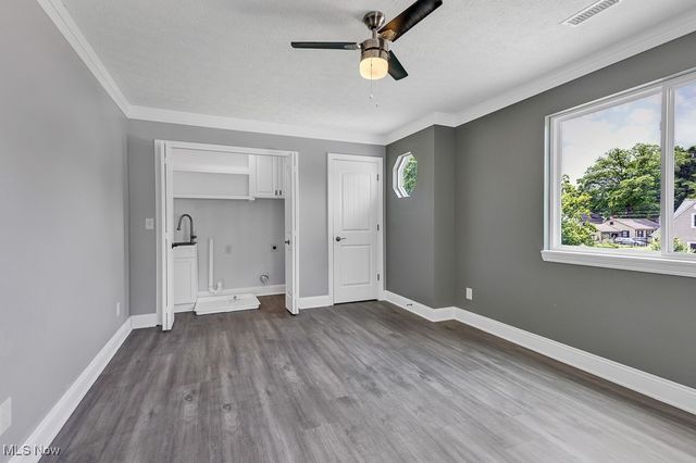 491 Parkside Drive, Bay Village, OH 44140