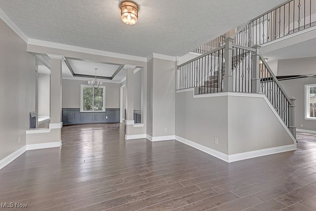 491 Parkside Drive, Bay Village, OH 44140