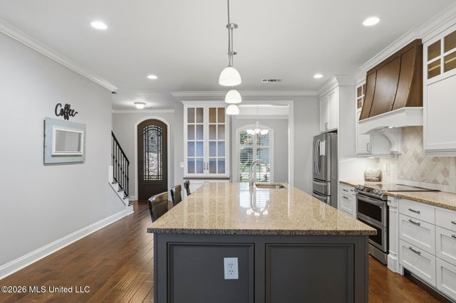 40 Savannah Circle, Brandon, MS 39047