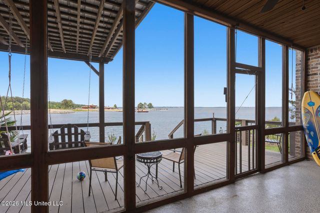 40 Savannah Circle, Brandon, MS 39047