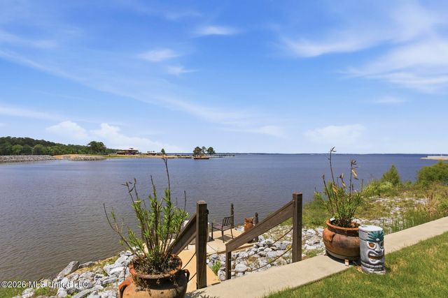 40 Savannah Circle, Brandon, MS 39047