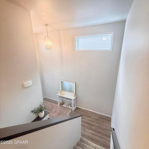 1270 Rachel Drive W, West Fargo, ND 58078