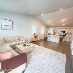 1270 Rachel Drive W, West Fargo, ND 58078