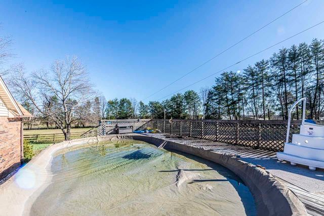 643 FORE LN, Mason, TN 38049