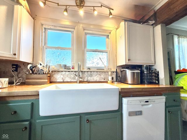 215 S Barr Street, Crawfordsville, IN 47933