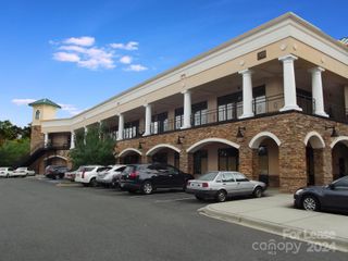 2925 Senna Drive 203, Matthews, NC 28105