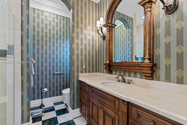833 Harbour Isle Place, North Palm Beach, FL 33410
