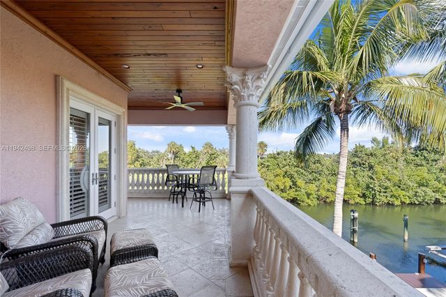 833 Harbour Isle Place, North Palm Beach, FL 33410