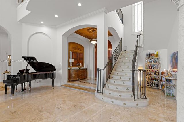 833 Harbour Isle Place, North Palm Beach, FL 33410