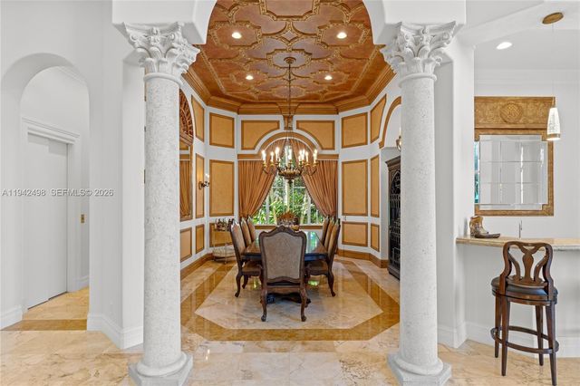 833 Harbour Isle Place, North Palm Beach, FL 33410