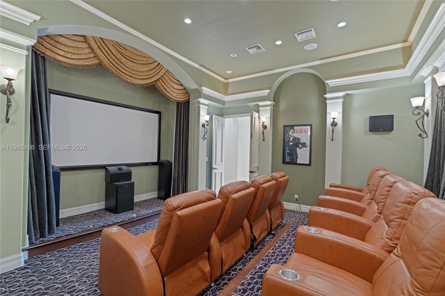 833 Harbour Isle Place, North Palm Beach, FL 33410