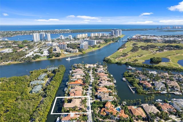833 Harbour Isle Place, North Palm Beach, FL 33410