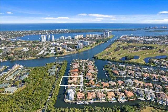 833 Harbour Isle Place, North Palm Beach, FL 33410