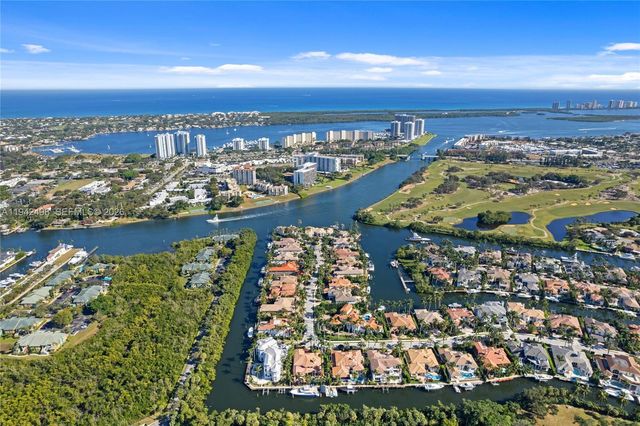 833 Harbour Isle Place, North Palm Beach, FL 33410