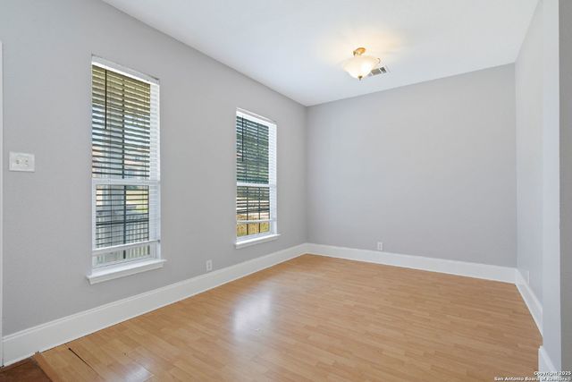 251 Red Hawk Rdg, San Antonio, TX 78258
