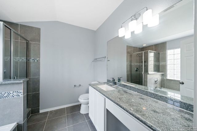 251 Red Hawk Rdg, San Antonio, TX 78258