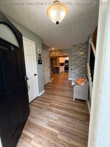 204 Gabrielle Court, Hurricane, WV 25526