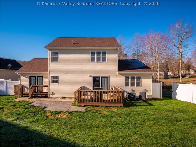 204 Gabrielle Court, Hurricane, WV 25526