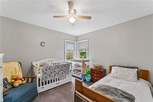 4900 NE Park Lane, Kansas City, MO 64118