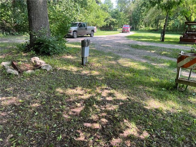 5811 Frederick Boulevard, St Joseph, MO 64507