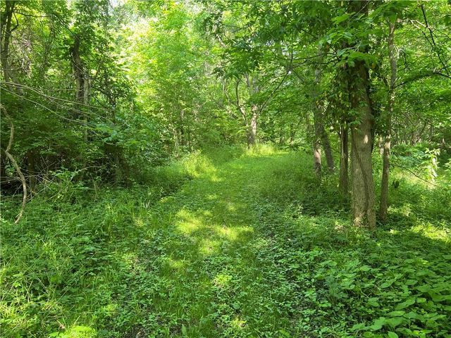 5811 Frederick Boulevard, St Joseph, MO 64507