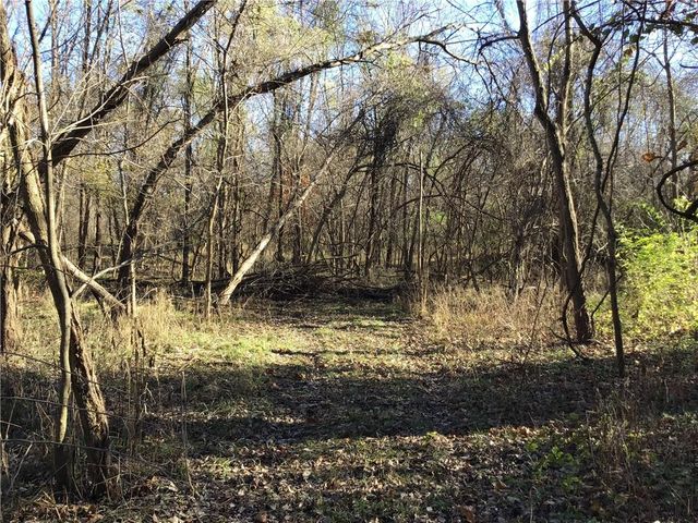 5811 Frederick Boulevard, St Joseph, MO 64507