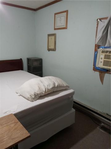 5811 Frederick Boulevard, St Joseph, MO 64507