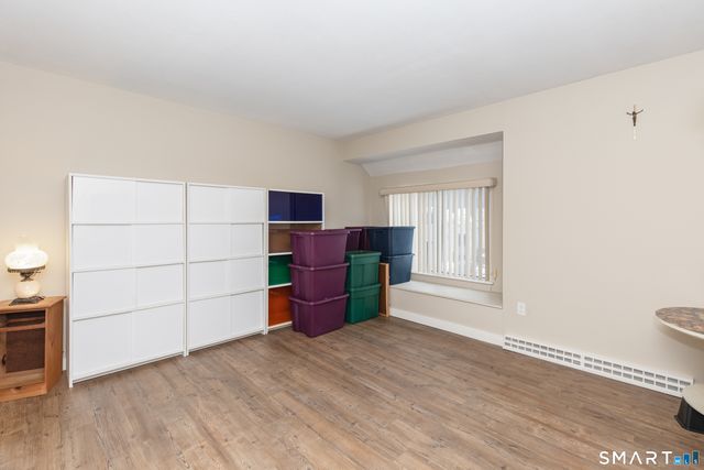 50 Hollister Way South 50, Glastonbury, CT 06033