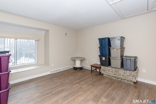 50 Hollister Way South 50, Glastonbury, CT 06033