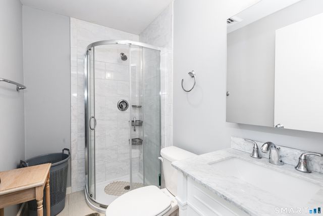 50 Hollister Way South 50, Glastonbury, CT 06033