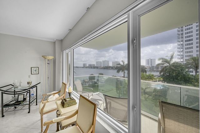 701 E Camino Real 4b, Boca Raton, FL 33432