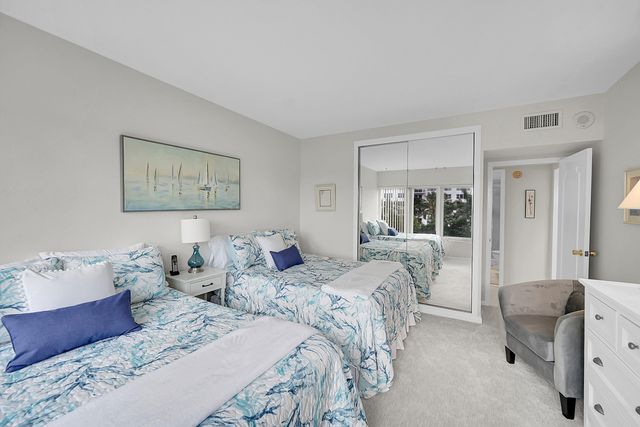 701 E Camino Real 4b, Boca Raton, FL 33432
