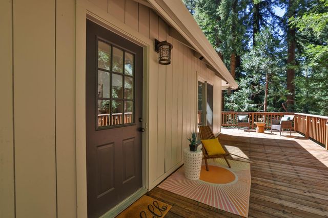 804 Quigg Way, Boulder Creek, CA 95006