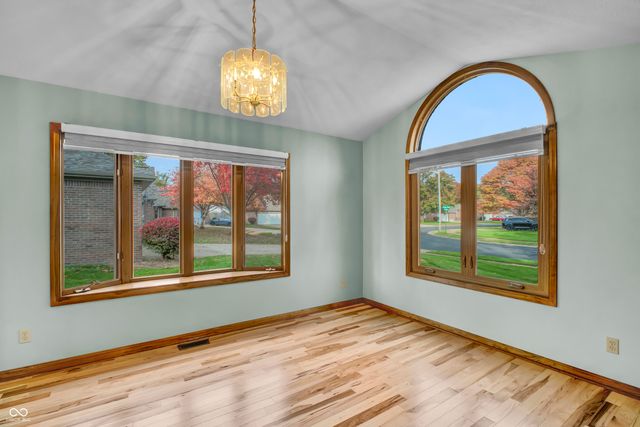 3200 Thomas Trace, Columbus, IN 47203