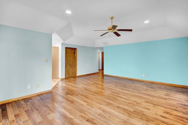 3200 Thomas Trace, Columbus, IN 47203