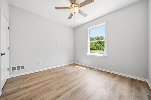 445 Linnville Road SE, Heath, OH 43056