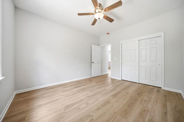 445 Linnville Road SE, Heath, OH 43056