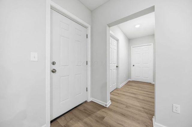 445 Linnville Road SE, Heath, OH 43056
