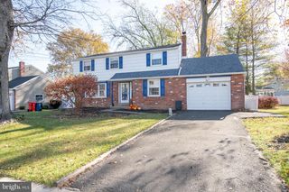 287 ESSEX RD, Warminster, PA 18974