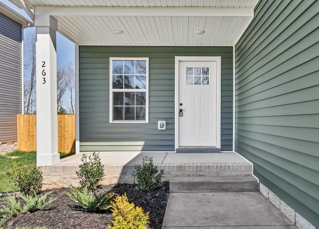 263 Switchgrass Dr, Clarksville, TN 37042