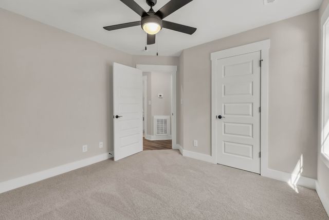 263 Switchgrass Dr, Clarksville, TN 37042