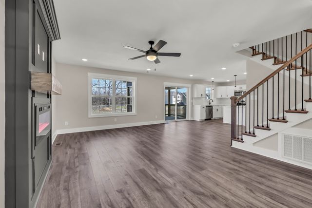 263 Switchgrass Dr, Clarksville, TN 37042