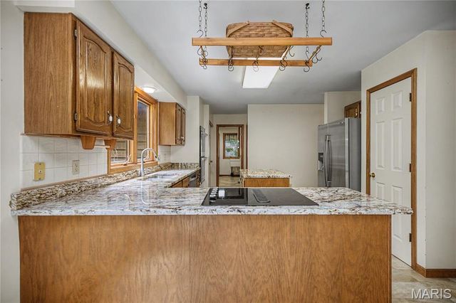 2087 Woodmoor Ridge Drive, St Louis, MO 63011