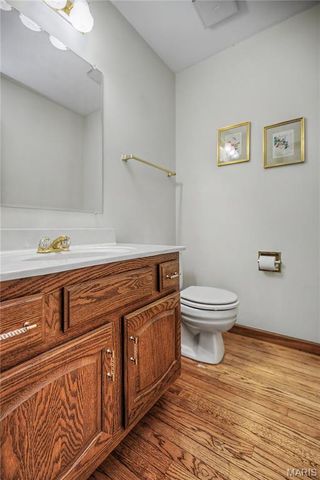 2087 Woodmoor Ridge Drive, St Louis, MO 63011