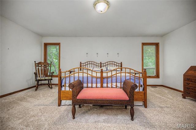 2087 Woodmoor Ridge Drive, St Louis, MO 63011