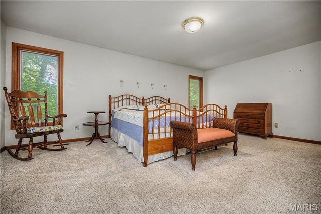 2087 Woodmoor Ridge Drive, St Louis, MO 63011