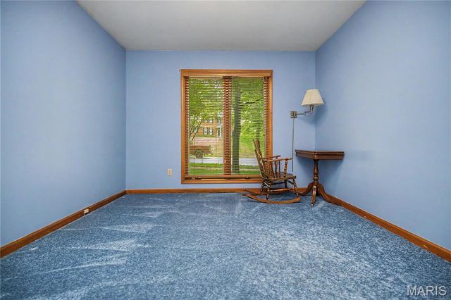 2087 Woodmoor Ridge Drive, St Louis, MO 63011